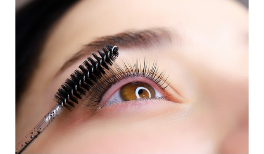 Having long and natural eyelashes is possible: see how